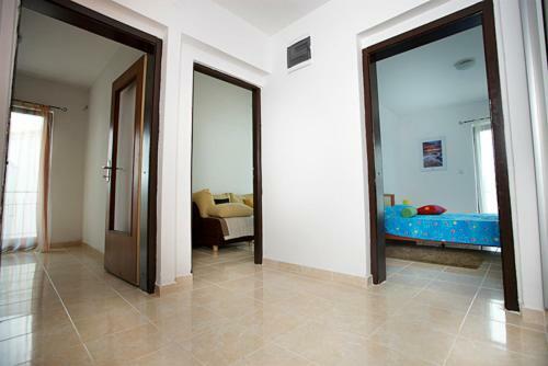 Bmgs Family & Couples Apartments