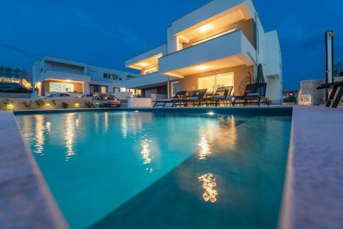Apartamento Sunset Mood 2 Modern Sea View Ap With A Pool