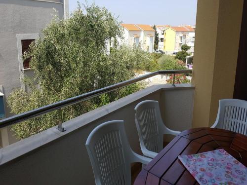Apartments With A Parking Space Novalja, Pag - 17110