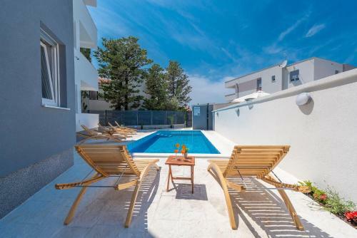 Apartamento Villa Star 4 A Centrally Located Ap. With A Pool