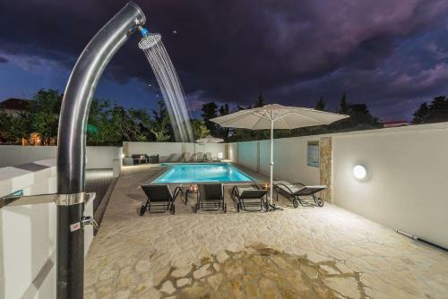Apartamento Villa Star 6 A Centrally Located Ap. With A Pool