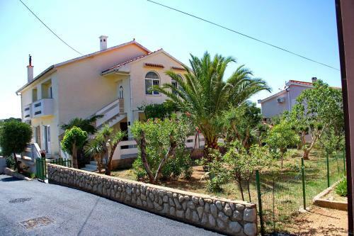 Two Bedroom Apartments Elvira