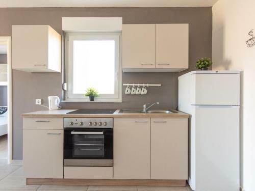 Charming Apartment In Novalja Near Seabeach