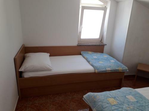 Apartments Miljenko