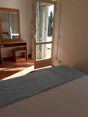 Apartments Miljenko