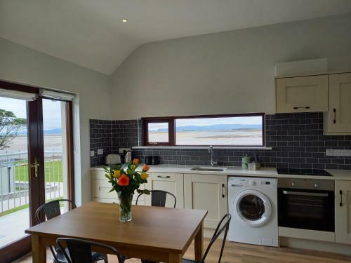 Murrisk Apartments - Self Catering