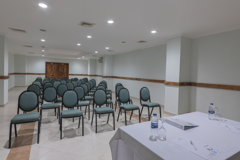 Hotel Kaya Maris