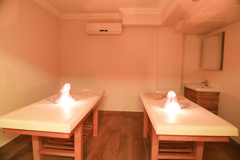 Hotel Kaya Maris