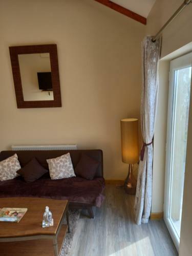 A New U Country Cottage Apartment