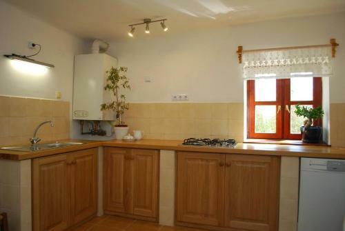 Hostal Guest House St. M�ria