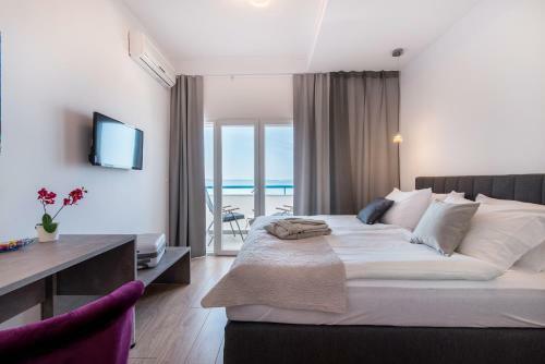Beachfront Apartments Zanic