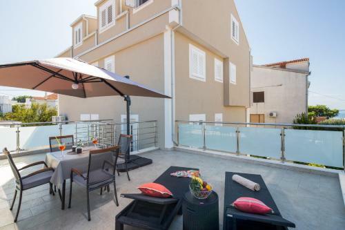 Aparthotel Apartment Villa Franko Maris