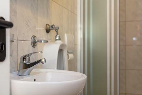 Hostal Apartments Antonio - Podstrana, Split