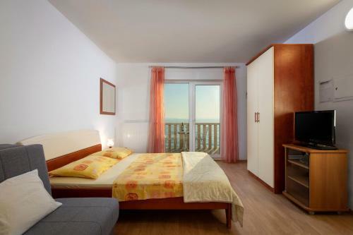 Hostal Apartments Antonio - Podstrana, Split
