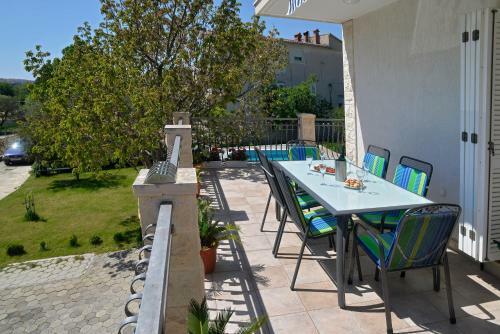 Villa 4us With Pool, Near Split And Sea