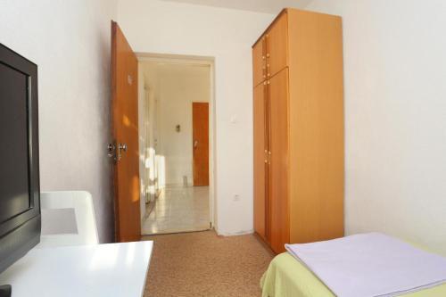 Apartments With A Parking Space Podstrana, Split - 17053