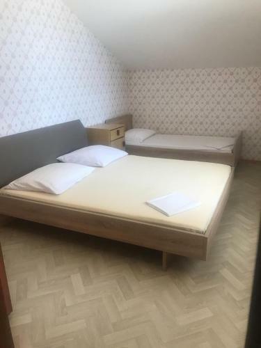 Big 4-bedroom Apartment Perica, Podstrana