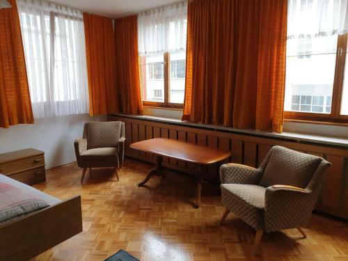 Hostal Pension Engel