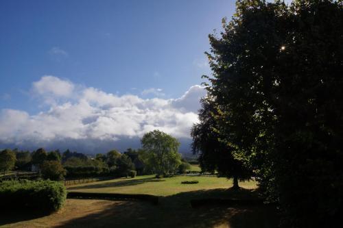 Bed & Breakfast Chateau De Savennes - Caveau De Sabrage