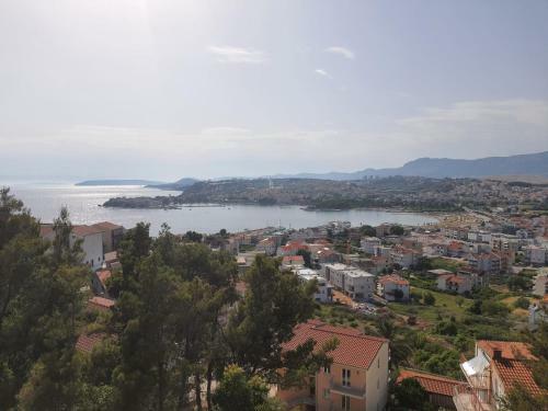 Apartment Beautiful View + Free Parking