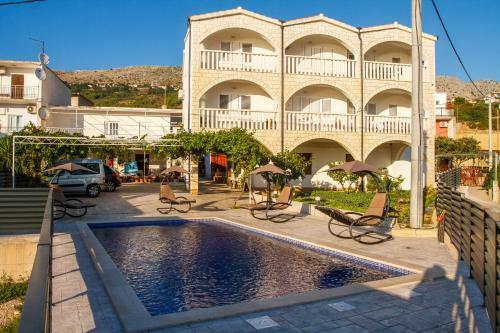 Unforgettable Sea View Apartments Bakota