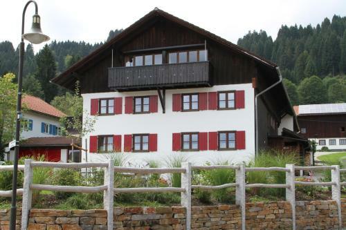 Apartamento Ferienwohnung Heuser
