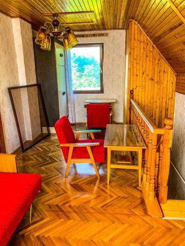 K�kesi Apartment With Forest View