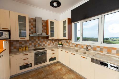 F & B Summer Villa Collection - Kassandra - Sani