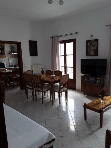 Apartamento Filoti Square House