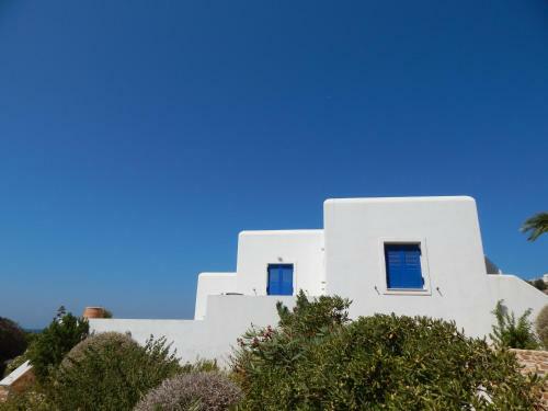 Villa With Extraordinary View Near The Sea