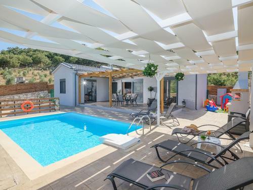 Villa Eleonas With Private Swimming Pool