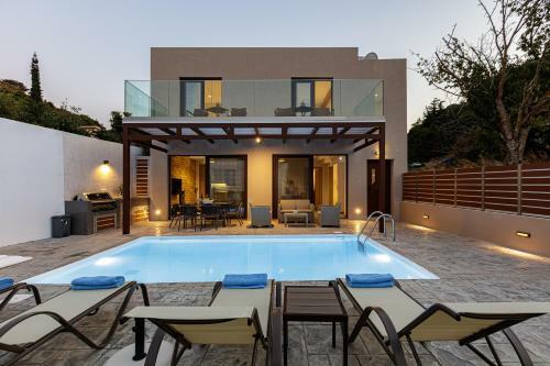 Fotinou Villa, A Secret Retreat!