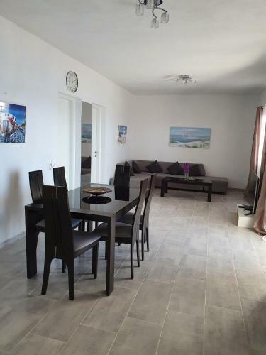Santorini Lovers Villa