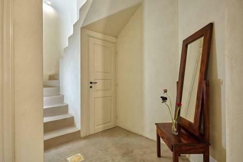 Summer House In Santorini