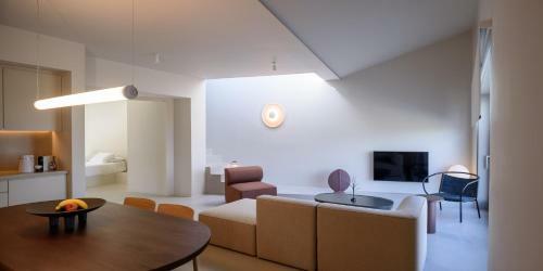 Hotel Santopaz Suites