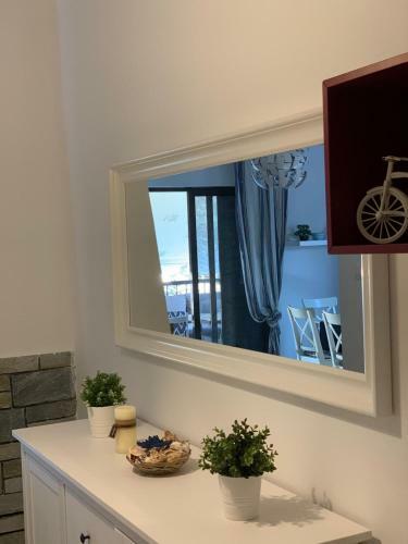 Lucas Lux Flogita Apartment