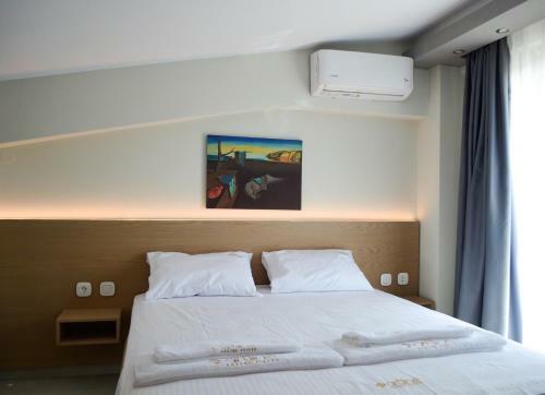 Artline Luxury Suites