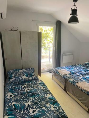 Part K�v�z� �s Apartman Martf?