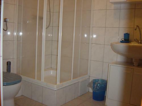 4feny? Mag�nsz�ll�s Nagyat�d