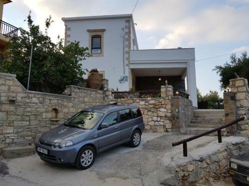 Traditional Villa In Fres