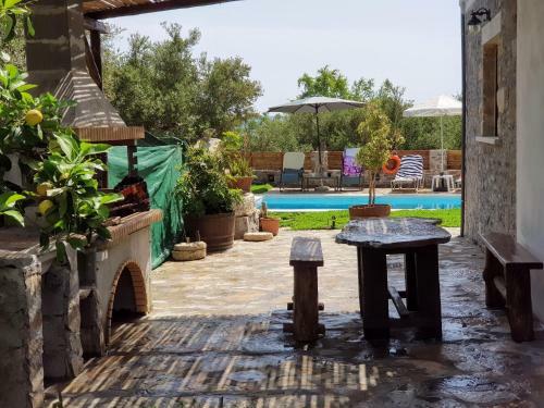 Traditional Villa In Fres