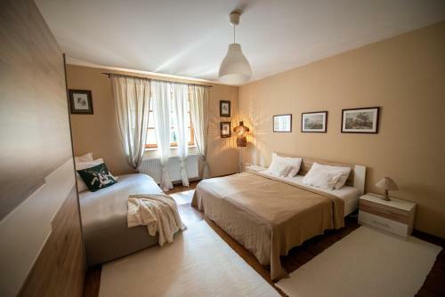 Hostal Patakh�z Nagyb�rzs�ny