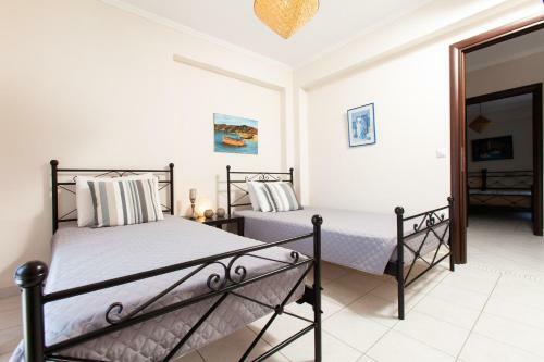 F & B Summer Villa Collection - Kassandra - Fourka