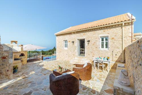 Fiscardo Luxury Stone Villa Alex ,with Sunset View!