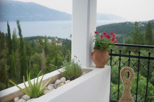 Tettix Summer House