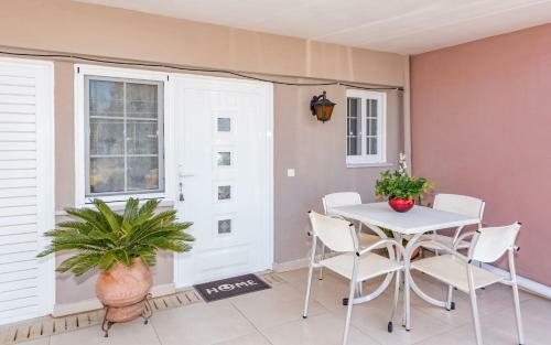 Eleni's Cozy Apartment In Tsilivi
