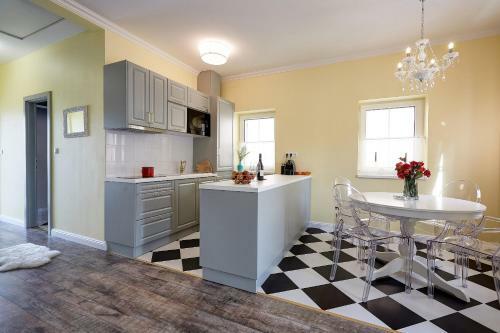 The Doors Boutique Apartments
