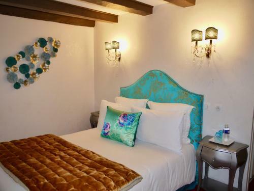 Hotel Le Chapeau Rouge