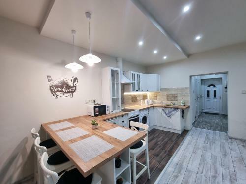High Street Apartman