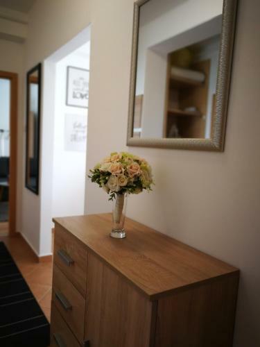 V�r�smarty Apartman Miskolc - Belv�ros - Downtown